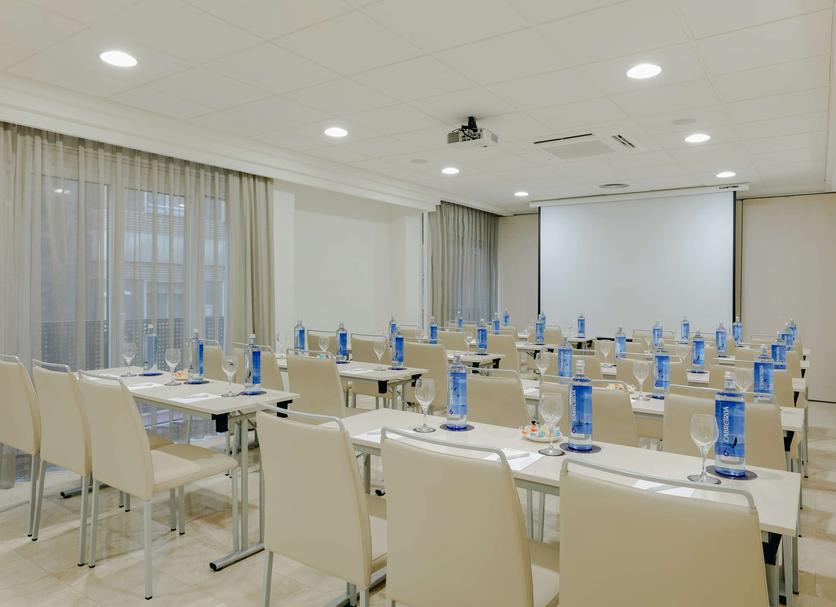 Conference room Ảnh