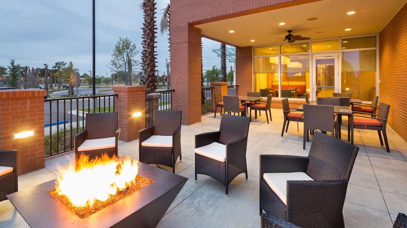 Hyatt Place Pensacola Airport