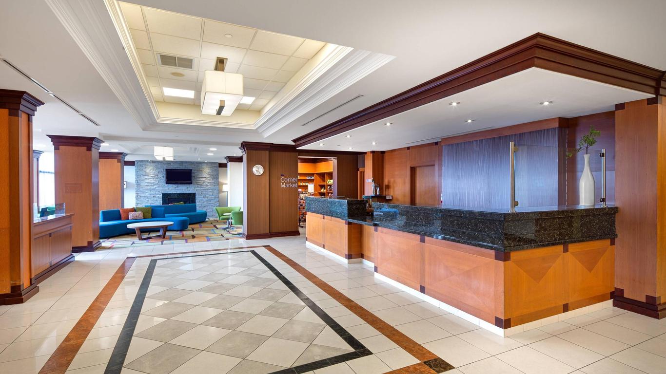 Fairfield Inn & Suites by Marriott Toronto Airport