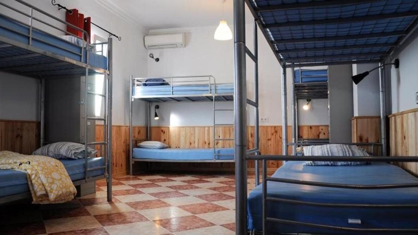 Hostel Triana Backpackers