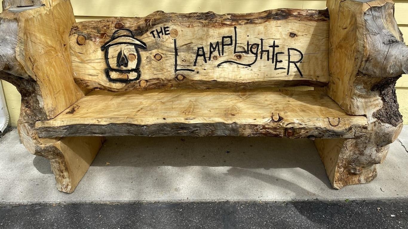 Lamplighter Cabins & Suites