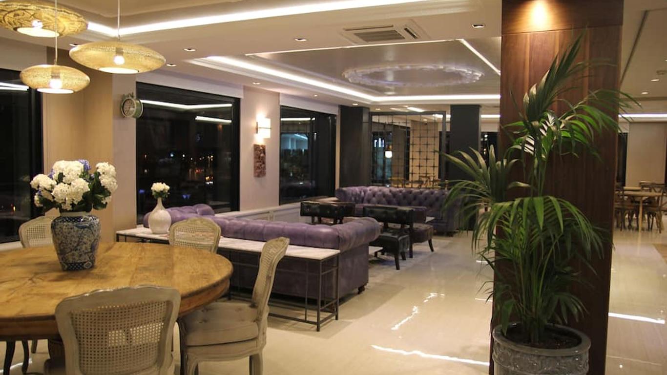 K Suites Hotel