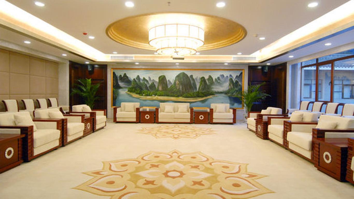 Green Lotus Hotel