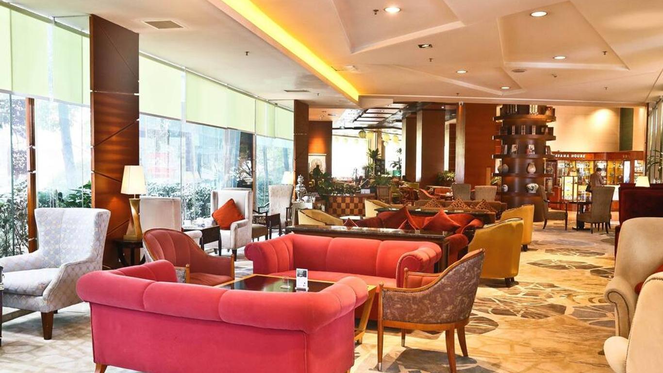 Holiday Inn Chengdu Century City-Easttower