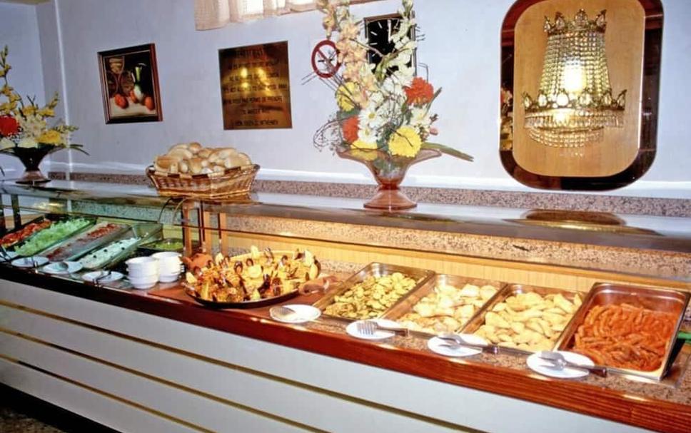 Buffet Ảnh