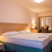 Riga Islande Hotel With Free Parking