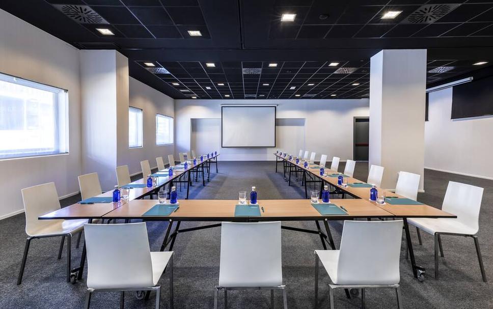 Conference room Ảnh