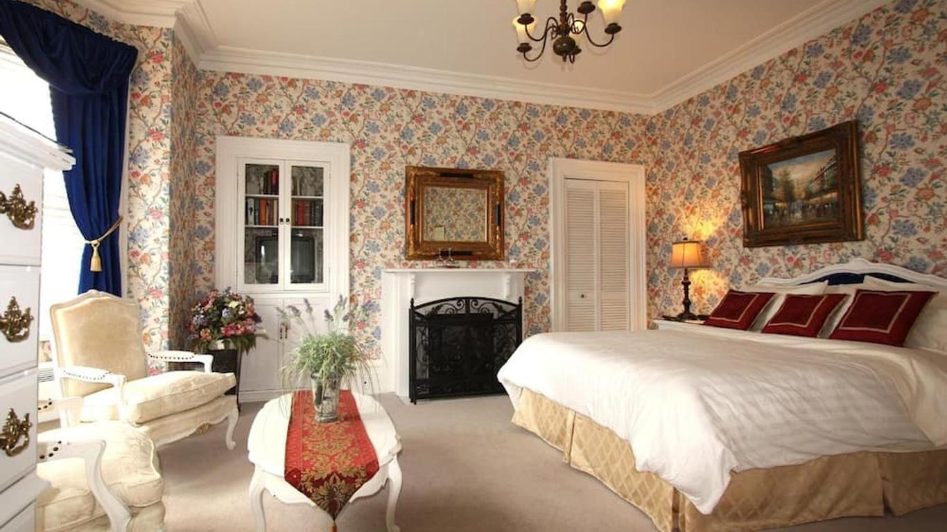 Balmoral House Bed & Breakfast