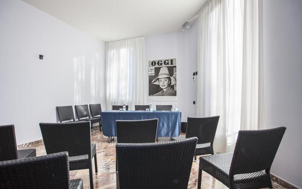 Conference room Ảnh